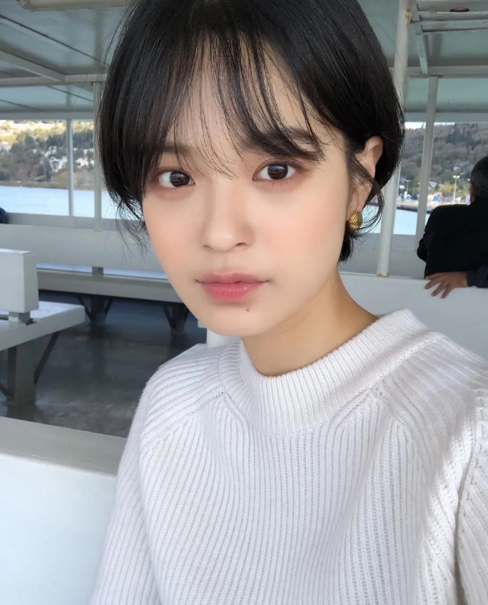 Kiểu tóc “Boy Bob” do Song Hye Kyo lăng xê đang gây sốt, hiệu quả trẻ hóa nhan sắc tuyệt đỉnh- Ảnh 18.