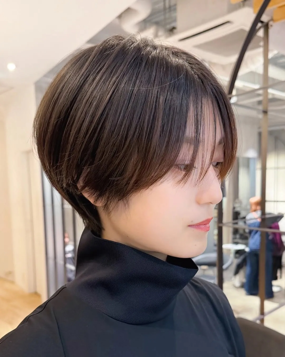 Kiểu tóc “Boy Bob” do Song Hye Kyo lăng xê đang gây sốt, hiệu quả trẻ hóa nhan sắc tuyệt đỉnh- Ảnh 16.