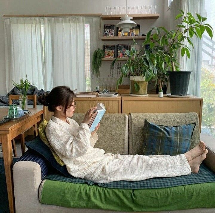 Tôi từng cảm thấy cuộc sống ngột ngạt – cho đến khi dọn sạch căn phòng và thấy lòng mình cũng thoáng theo- Ảnh 3.