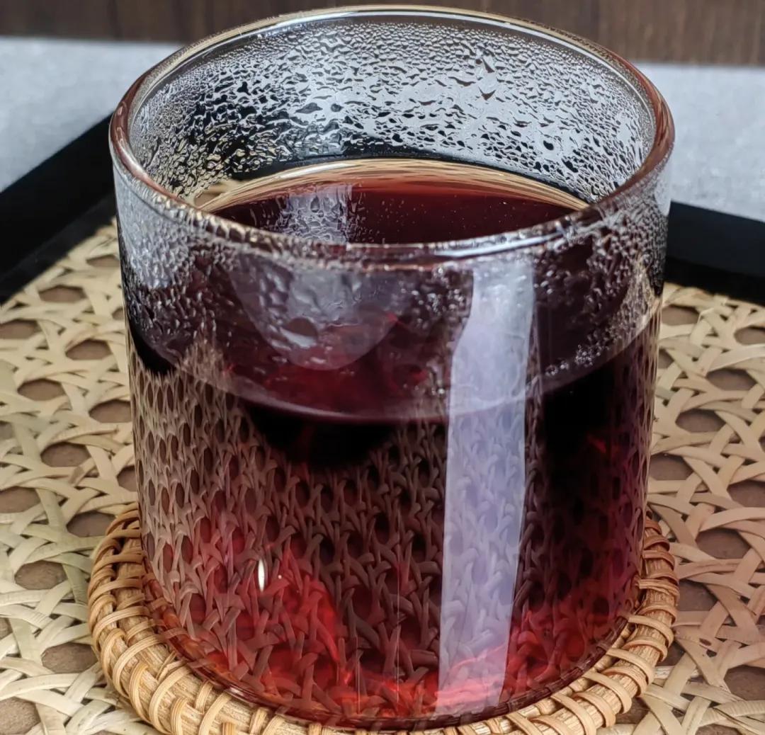 Hè nóng như đổ lửa, tôi bỏ chè đậu xanh để uống món này: Ngon hơn, mát hơn, cả nhà mê mẩn- Ảnh 5.