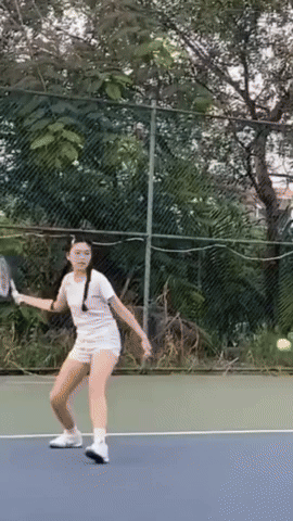 Chơi ngay môn thể thao này để có body hoa hậu như Lọ Lem nhà MC Quyền Linh!- Ảnh 5.