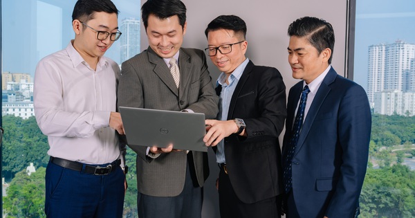 Nhiều cơ hội cho người vừa giỏi quản trị, vừa hiểu công nghệ khi doanh nghiệp "tăng tốc" với AI- Ảnh 1.