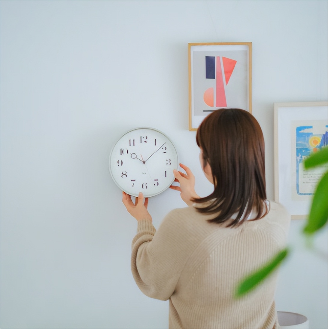 Tôi thử vứt bỏ một món mỗi ngày trong 30 ngày – và điều tôi buông bỏ không chỉ là đồ đạc- Ảnh 1.
