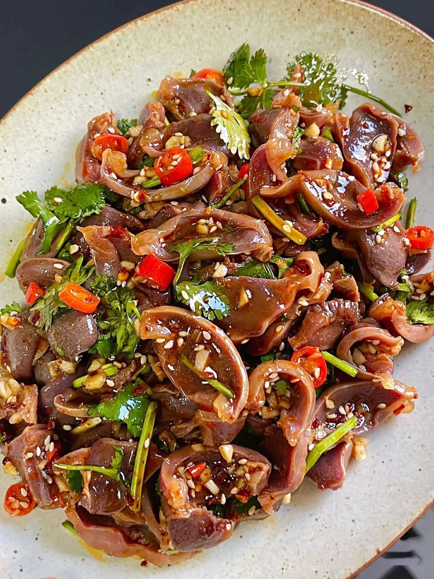Cuối tuần mua mề gà về chế biến thế này, ăn giòn sần sật vị chua cay đậm đà cực ngon- Ảnh 8.