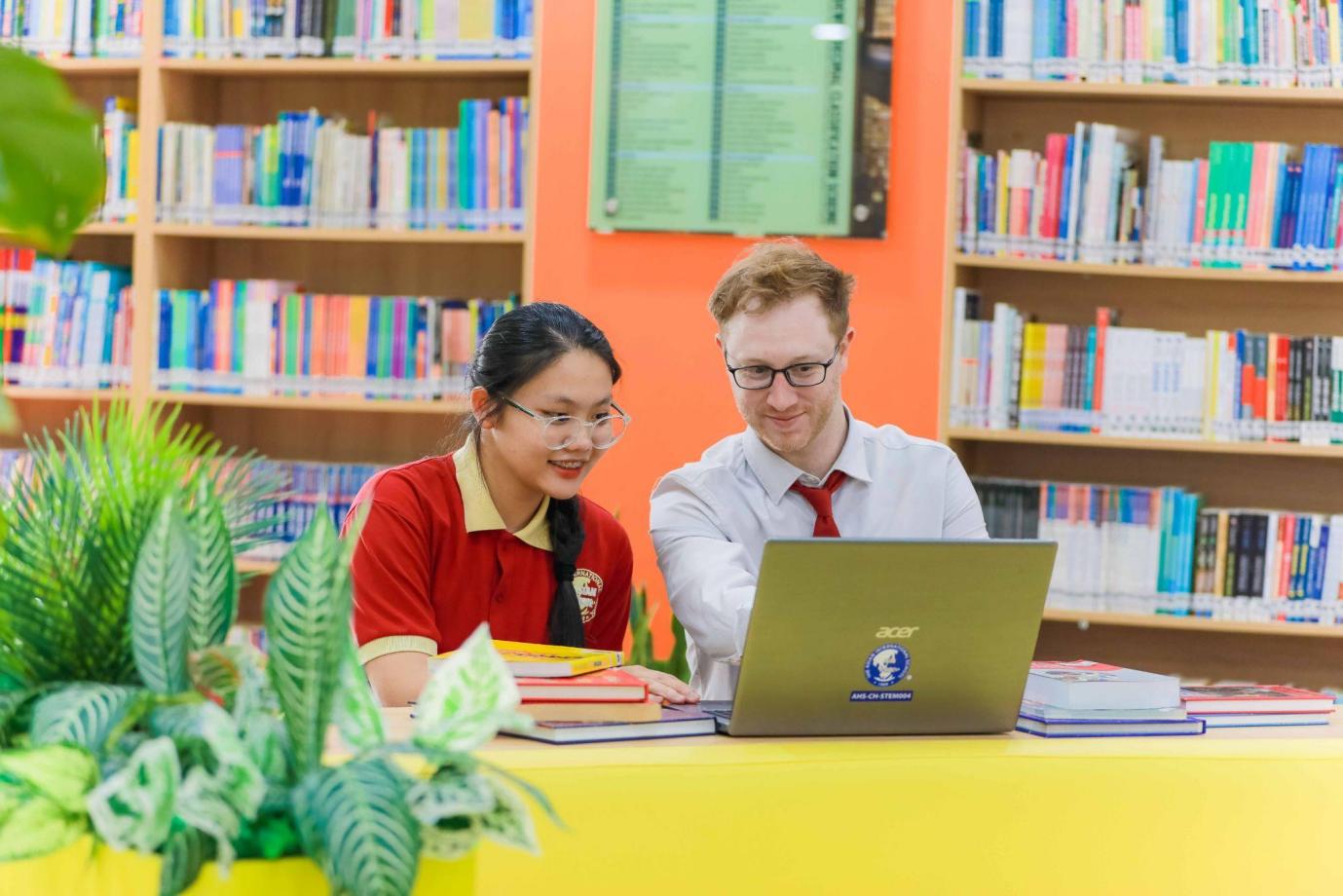 Hà Tiểu Linh và hành trình chinh phục 10 trường đại học danh tiếng Hoa Kỳ- Ảnh 2.