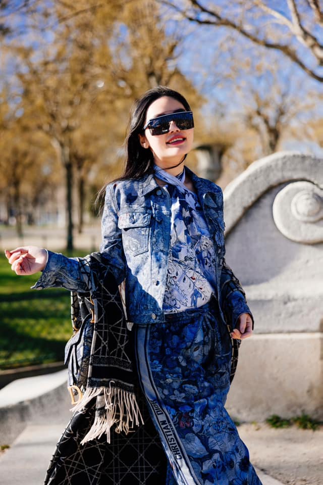 Bất ngờ với "danh tính" của fashionista Việt quen mặt tại show Dior, Chanel: Là ái nữ của "ông trùm ô tô" khét tiếng- Ảnh 12. Bất ngờ với "danh tính" của fashionista Việt quen mặt tại show Dior, Chanel: Là ái nữ của "ông trùm ô tô" khét tiếng- Ảnh 12.