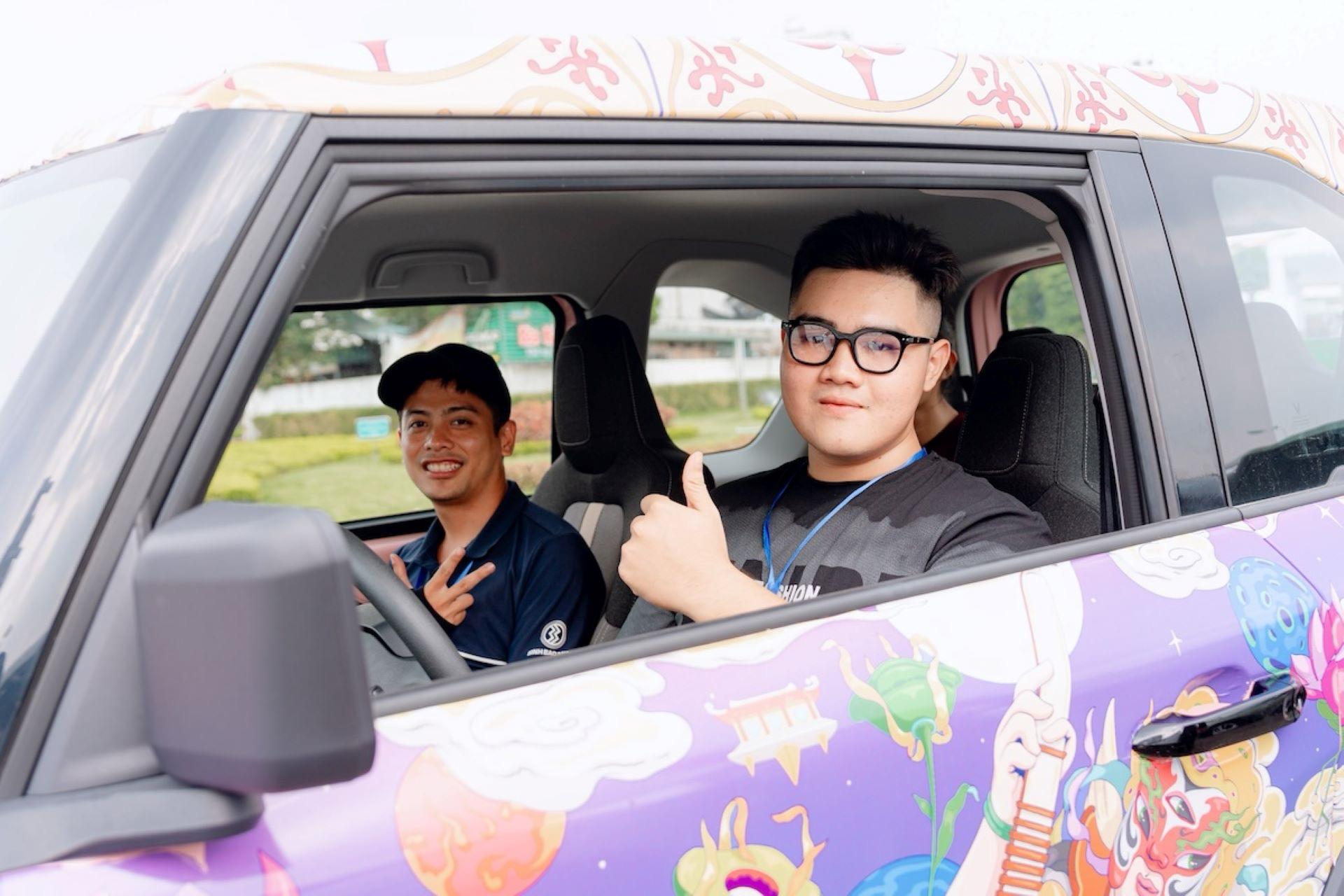 “Vi vu muôn ngả - Phủ xanh Việt Nam”: VinFast mang đại tiệc xe điện đổ bộ Hải Phòng- Ảnh 4.