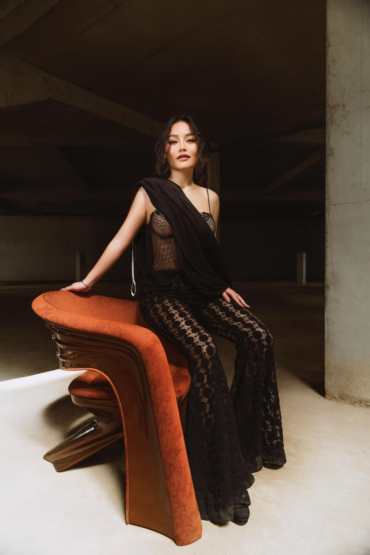Bất ngờ với "danh tính" của fashionista Việt quen mặt tại show Dior, Chanel: Là ái nữ của "ông trùm ô tô" khét tiếng- Ảnh 22. Bất ngờ với "danh tính" của fashionista Việt quen mặt tại show Dior, Chanel: Là ái nữ của "ông trùm ô tô" khét tiếng- Ảnh 22.