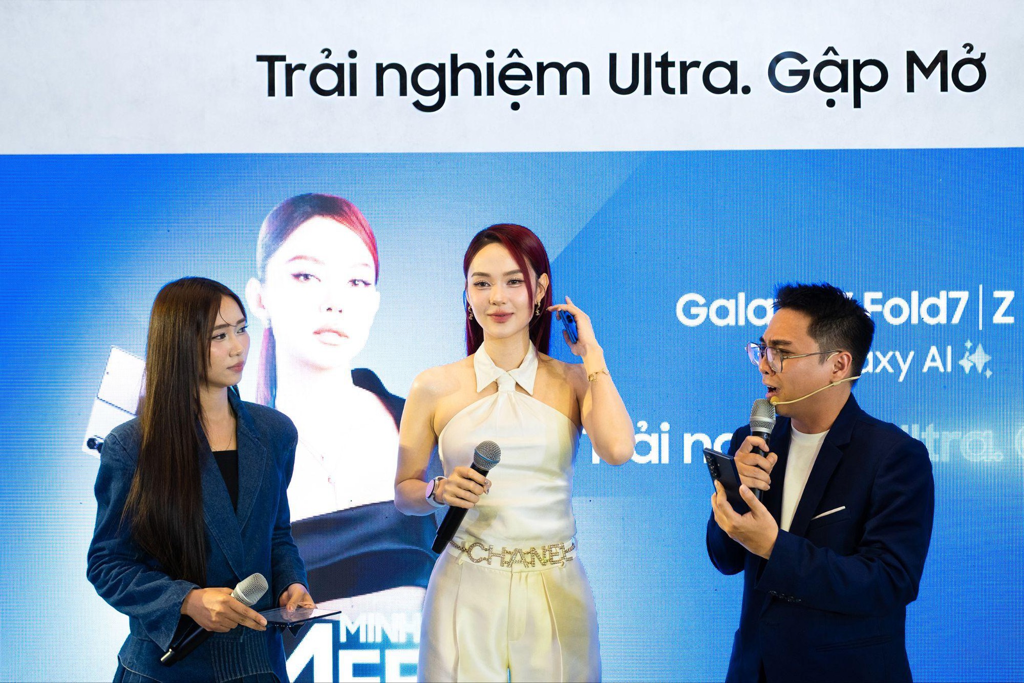 “Chị đẹp” Minh Hằng gây náo loạn sự kiện Galaxy Z Fold7 & Z Flip7, thị phạm loạt tính năng khiến fan rần rần- Ảnh 11.