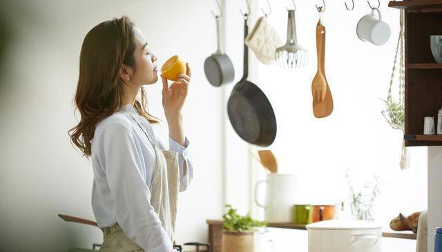 Người bị gan nhiễm mỡ thường có 4 dấu hiệu này khi ăn: Nếu bạn không có cả 4 thì xin chúc mừng!- Ảnh 4. Người bị gan nhiễm mỡ thường có 4 dấu hiệu này khi ăn: Nếu bạn không có cả 4 thì xin chúc mừng!- Ảnh 4.