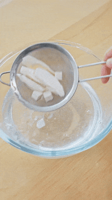 Bánh bao làm từ hai nguyên liệu "vàng" dưỡng tỳ vị mùa hè, vừa mềm thơm dễ làm lại dễ tiêu hóa- Ảnh 2.