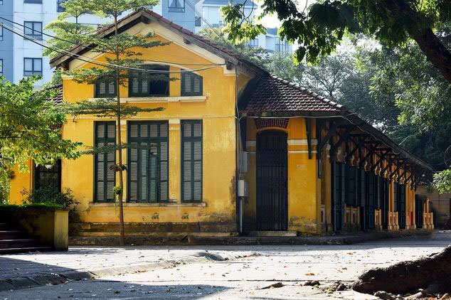 ĐỈNH: Một tuần trước thi tốt nghiệp mới ôn môn Lý, nam sinh Hà Nội vẫn đạt 10 điểm, Thủ khoa cả A01 và D01!- Ảnh 2.
