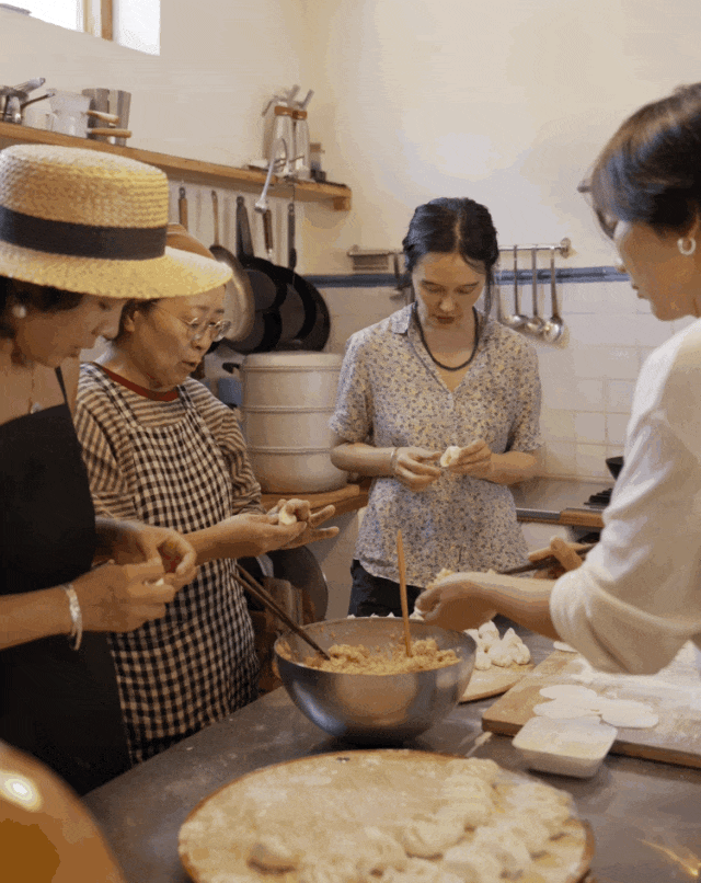Bỏ phố về làng, cặp vợ chồng chỉ làm 3 ngày mỗi tuần, sống "một kiểu giàu có" nhiều người mơ ước- Ảnh 10.