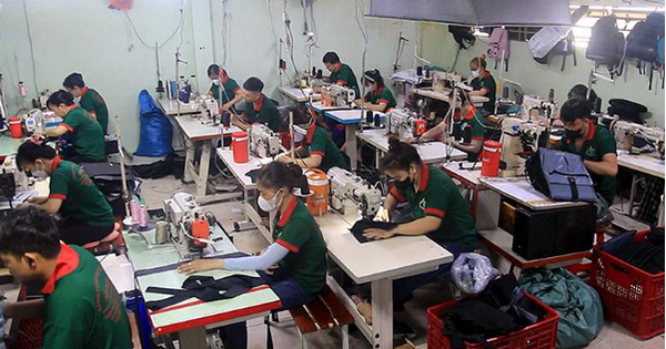 Lựa chọn xưởng may balo uy tín: Chìa khóa thành công cho doanh nghiệp- Ảnh 1.
