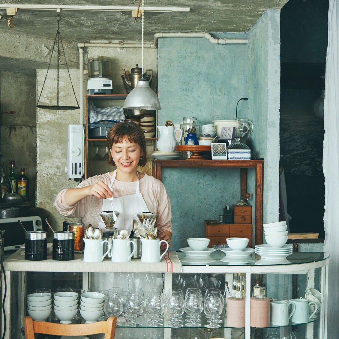 "Mua ít, dùng nhiều": Nguyên tắc sống tối giản giúp phụ nữ trung niên nhẹ ví mà vẫn đủ đầy- Ảnh 3.