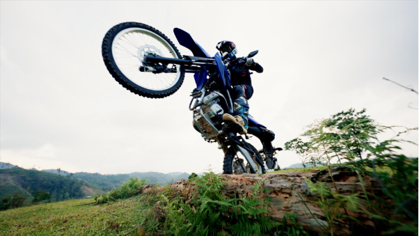 Từ "kẻ ngoại lệ" trở thành biker - Hành trình khó tin được thể hiện qua một bộ phim ngắn- Ảnh 4.