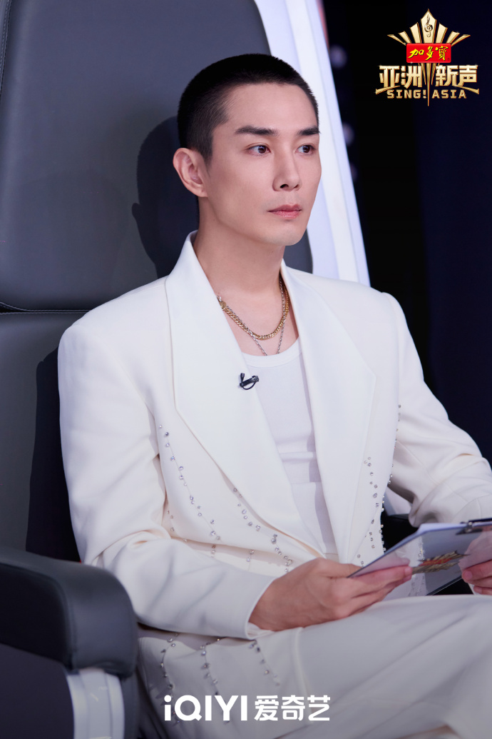 Giám khảo show Trung Quốc quyết không vote cho Phương Mỹ Chi: Lí do gì mà khó khăn dữ vậy?- Ảnh 2.
