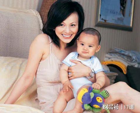 Sao nữ Tân Dòng Sông Ly Biệt thừa nhận nỗi đau con trai bất hiếu- Ảnh 2. Sao nữ Tân Dòng Sông Ly Biệt thừa nhận nỗi đau con trai bất hiếu- Ảnh 2.