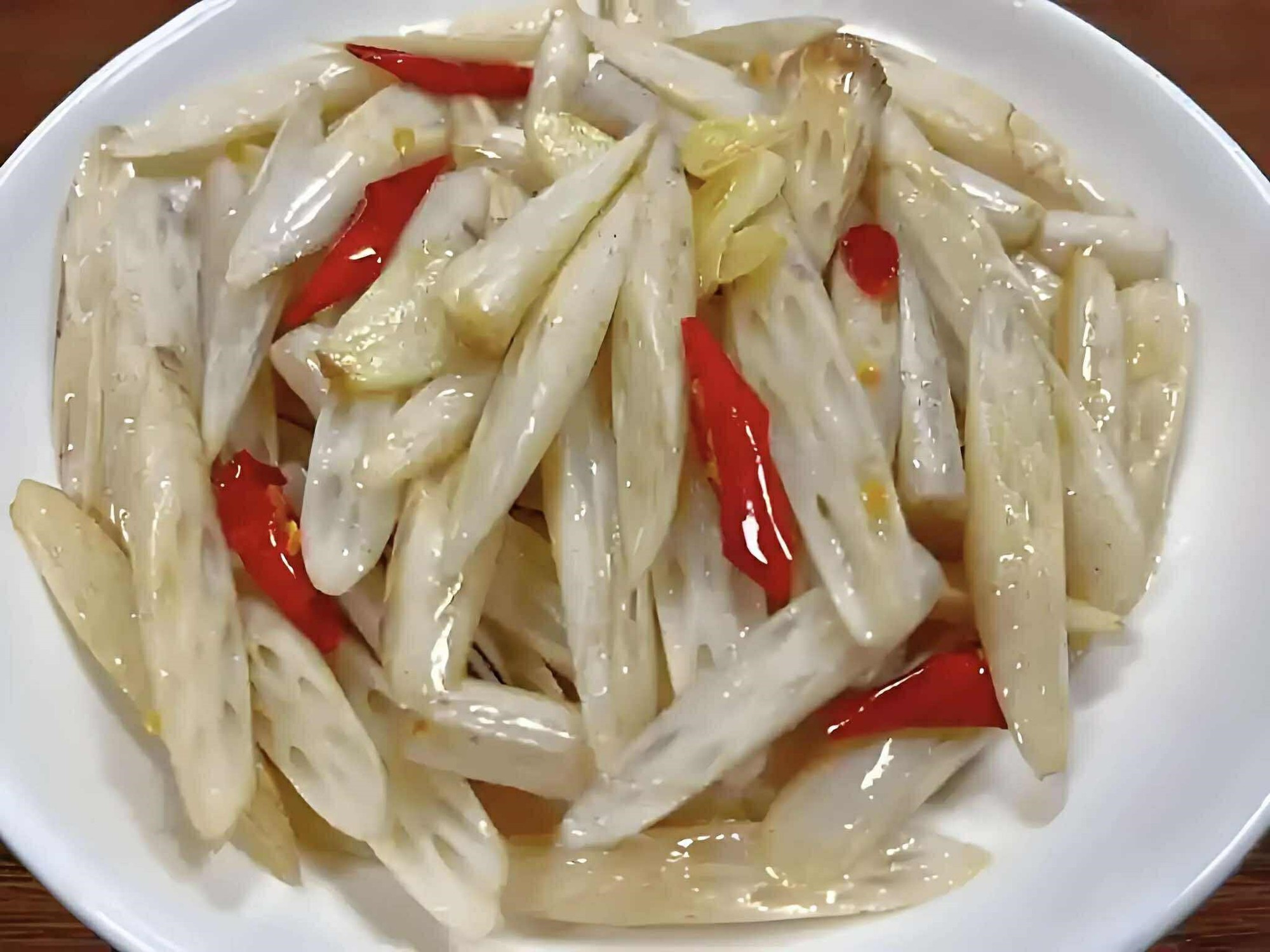 Có 4 loại rau mùa hè không chứa thuốc trừ sâu: Người sành ăn sẽ mua ngay về nấu 4 món ngon dễ làm- Ảnh 2.