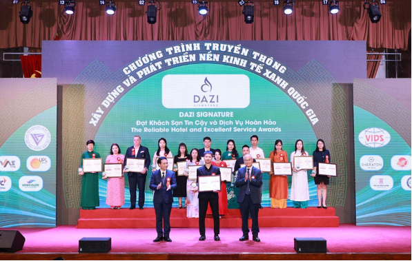 Khách sạn Dazi Signature – Nơi "sống xanh" giữa lòng thành phố- Ảnh 4. Khách sạn Dazi Signature – Nơi "sống xanh" giữa lòng thành phố- Ảnh 4.