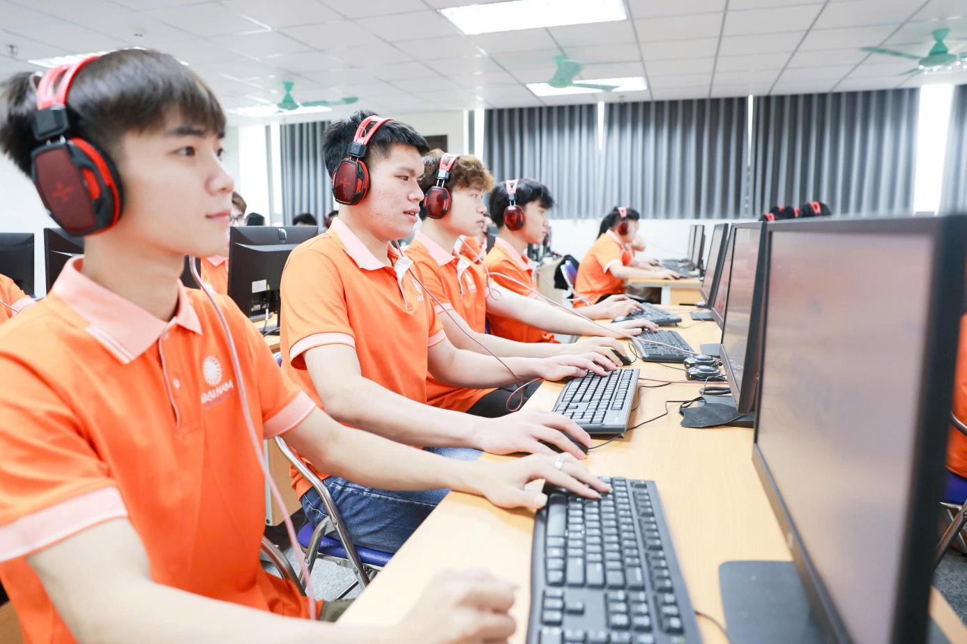 Học ra trường có việc làm ngay, trường đại học bật mí “công thức” đào tạo giúp sinh viên không lo thất nghiệp- Ảnh 4.