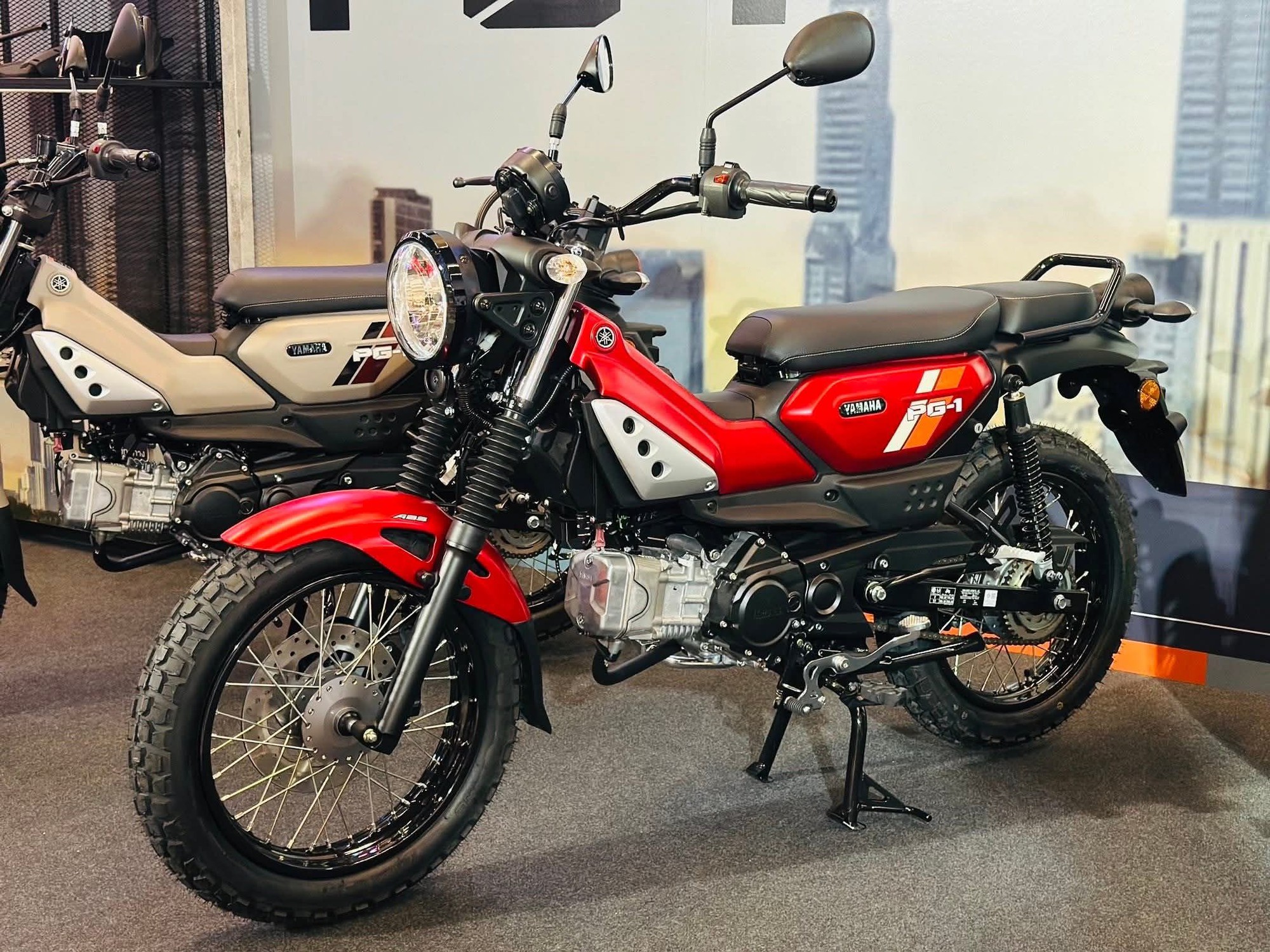 Xe Yamaha khách Việt mê mệt có bản mới: Màu sắc cực đẹp, loại bỏ đồng hồ cơ, thêm công nghệ phanh an toàn- Ảnh 3.