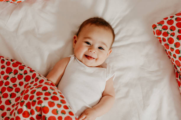 Con bạn thường khóc hay cười khi mới ngủ dậy? Nếu thuộc nhóm này, bé có thể sở hữu trí thông minh vượt trội- Ảnh 3.