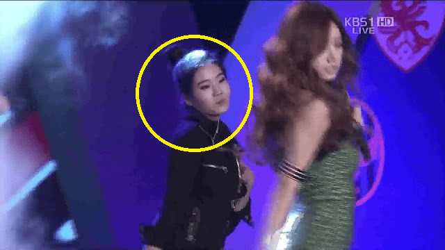 Phát hoảng với chiếc mũi nhọn hoắt, "giả trân" kỳ dị của nữ thần Waterbomb- Ảnh 6.