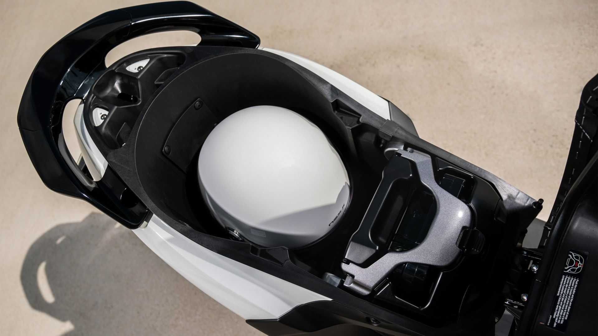 Ở Việt Nam có xe máy điện Nhật đang giảm trên 16 triệu: Lắp ráp ở Sóc Sơn, cũng xuất khẩu đi châu Âu- Ảnh 5.