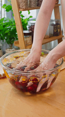 Giá cherry đang rẻ, mua về làm thạch trái cây mát lạnh "gây nghiện" này: Cả người lớn lẫn trẻ nhỏ đều mê tít!- Ảnh 5.