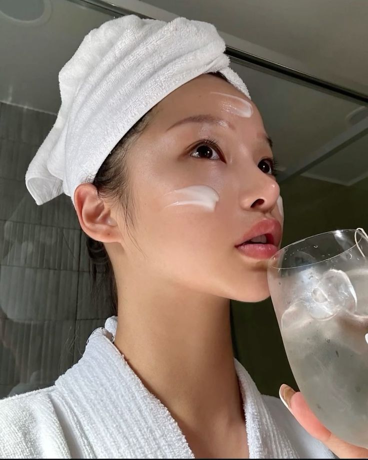 Ngoài 35 tuổi, tôi từng sợ tẩy tế bào chết làm da mỏng yếu, nhưng hóa ra tôi đã hiểu nhầm!- Ảnh 4.