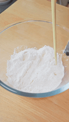 Thử ngay món bánh siêu dinh dưỡng, "kéo sợi" mê ly, còn tốt hơn cả uống sữa, đứa trẻ nào cũng thích- Ảnh 1.
