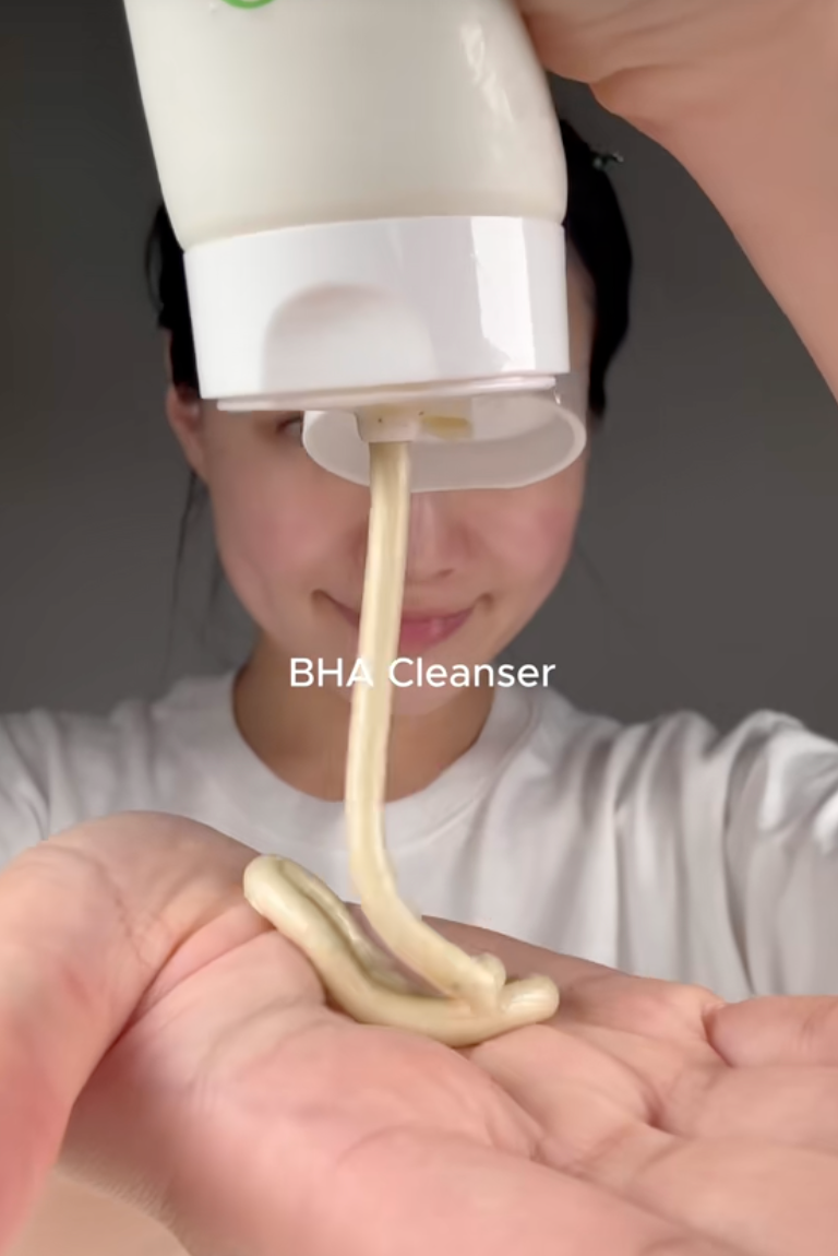 Phụ nữ Hàn có cách rửa mặt giúp loại bỏ mụn đầu đen, còn kiềm dầu và giúp da căng mướt- Ảnh 11.