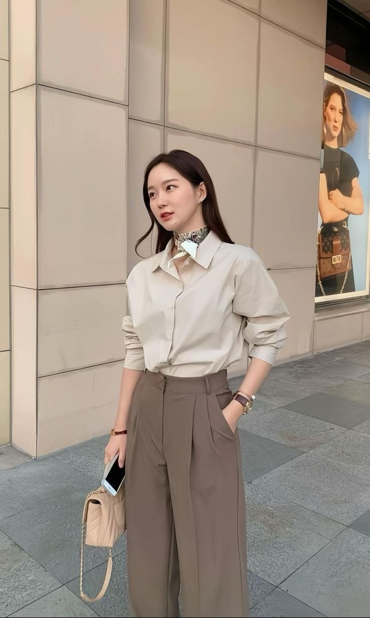 Mặc đẹp như Lưu Diệc Phi: U40 vẫn tận dụng triệt để combo hack dáng của chị em công sở- Ảnh 13.