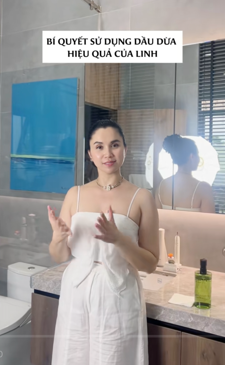 Ngoài 40 tuổi vẫn giữ làn da trắng mịn, “chị bán gạo” nổi tiếng dùng dầu dừa để dưỡng nhan suốt 15 năm- Ảnh 1.