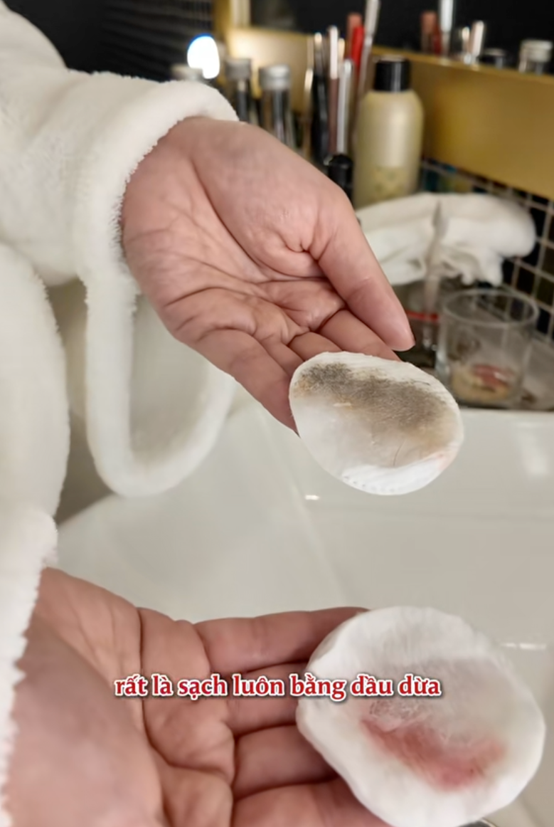 Ngoài 40 tuổi vẫn giữ làn da trắng mịn, “chị bán gạo” nổi tiếng dùng dầu dừa để dưỡng nhan suốt 15 năm- Ảnh 10.