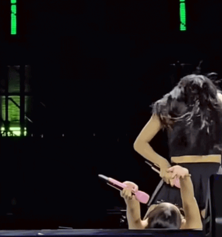 Hành động "kém duyên" của thành viên đẹp nhất BLACKPINK- Ảnh 4.
