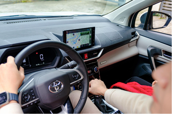 Giảm đến 66 triệu tiền mặt, Toyota Veloz Cross hứa hẹn bứt phá trong tháng 7- Ảnh 3.