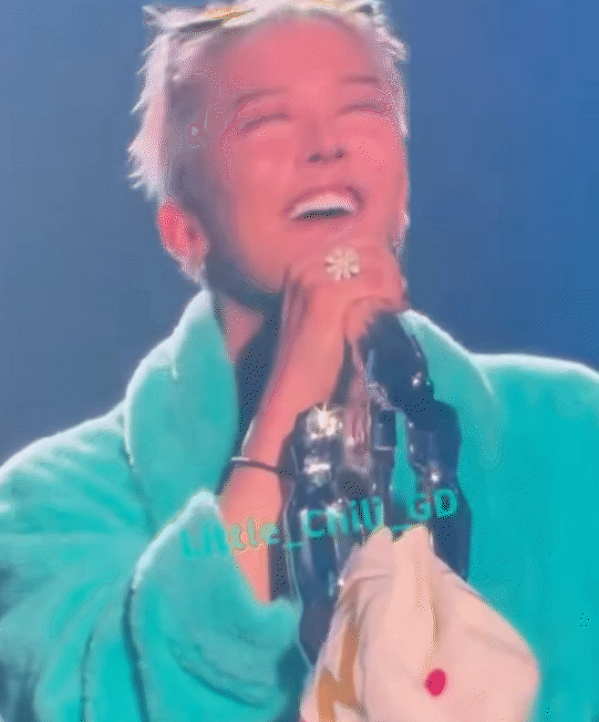 Hành động kì lạ của G-Dragon- Ảnh 7.