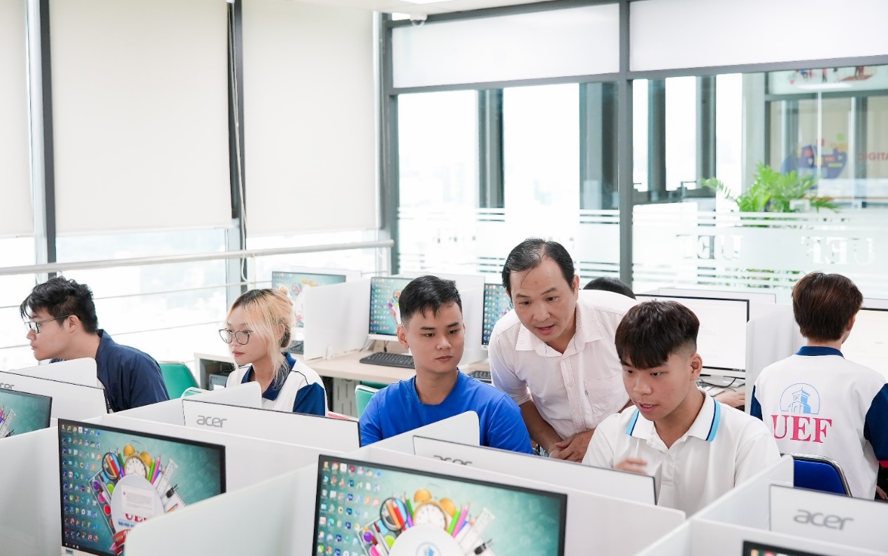 Hàng loạt chính sách hỗ trợ của UEF dành cho thí sinh trước khi vào đại học- Ảnh 4.