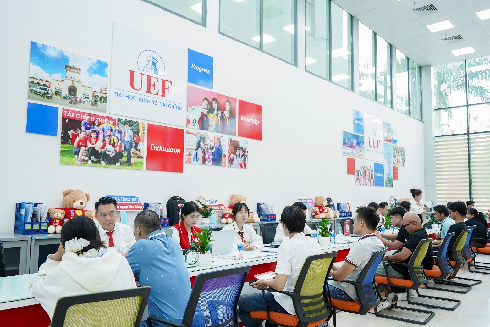 Hàng loạt chính sách hỗ trợ của UEF dành cho thí sinh trước khi vào đại học- Ảnh 5.