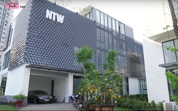 Ngọc Trinh tiết lộ hóa đơn tiền điện của biệt thự 800m², nhưng thiết bị giúp cô tiết kiệm 30% số tiền mới gây sốc- Ảnh 1.