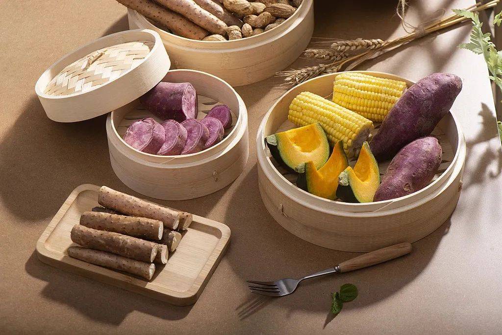 Không phải cứ ăn tinh bột là béo: Ăn tinh bột đúng cách còn trẻ lâu, khỏe và đẹp hơn nhiều lần- Ảnh 3. Không phải cứ ăn tinh bột là béo: Ăn tinh bột đúng cách còn trẻ lâu, khỏe và đẹp hơn nhiều lần- Ảnh 3.