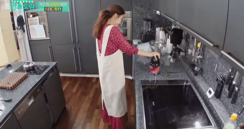 Cốc nước màu đỏ được ví như "thần dược chống già", "giảm cân cấp tốc" được phái đẹp Hàn uống vào bữa sáng- Ảnh 4.