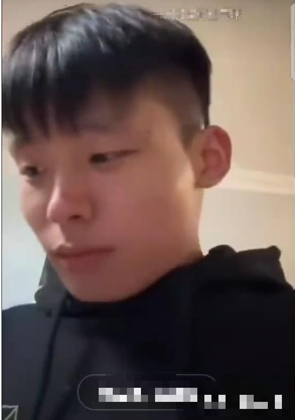 Từ sốc nặng đến thất vọng tràn trề, 4 triệu follow "há hốc" trước màn livestream làm chuyện cấm tập thể của hot streamer- Ảnh 4.