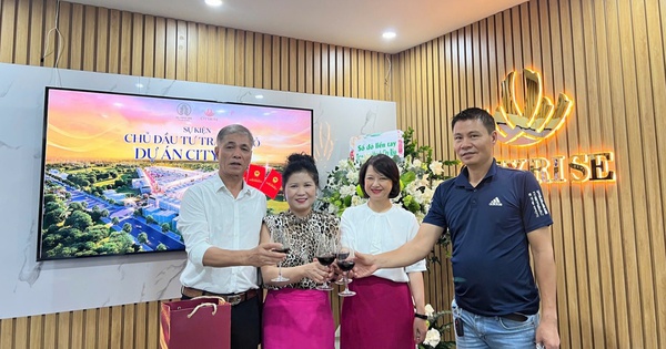 Chủ đầu tư Bắc Thăng Long - Thành Đồng bàn giao sổ đỏ cho cư dân City Rise- Ảnh 1.