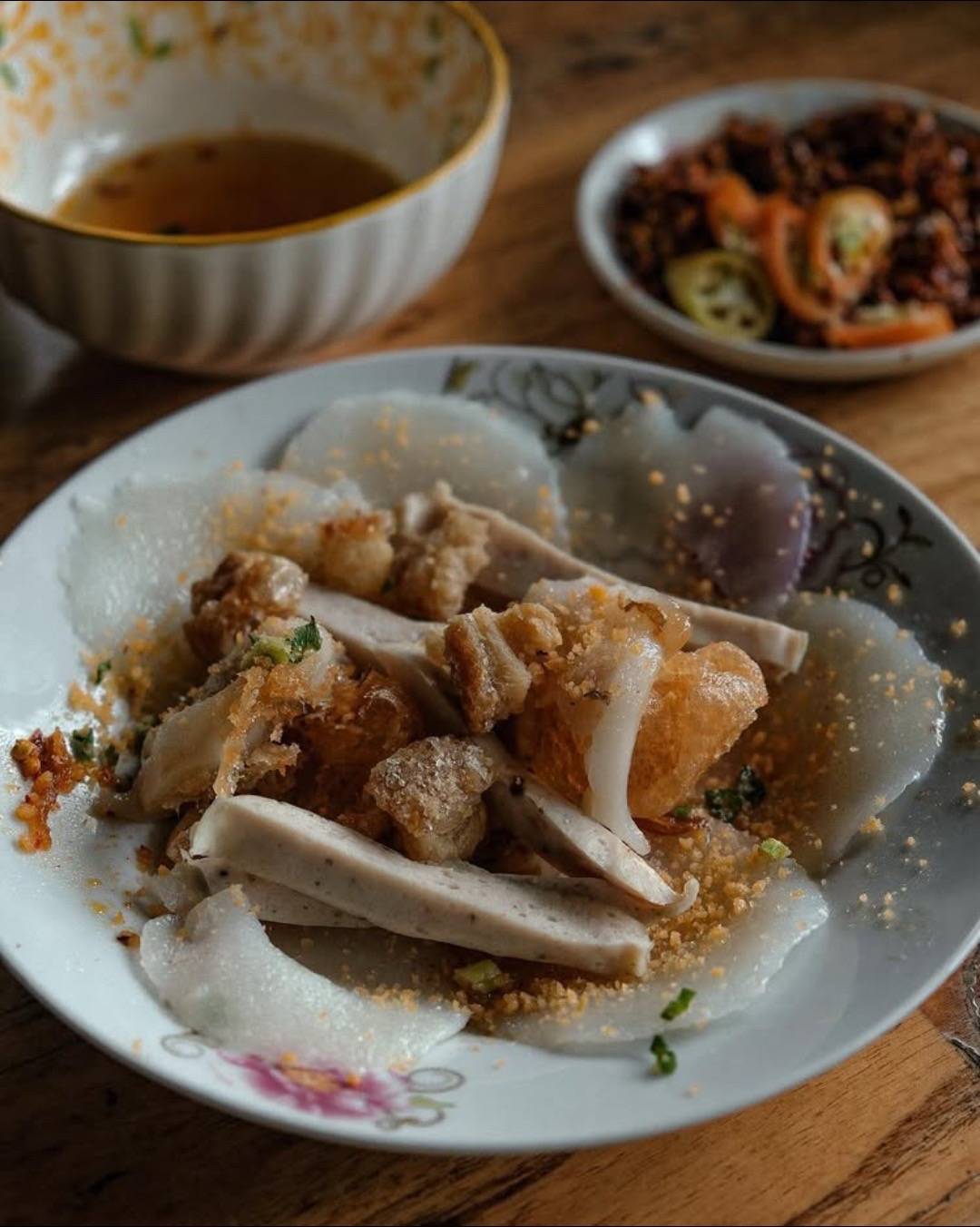 Quán bánh ướt 35 năm tuổi bên ngoài nhìn xập xệ nhưng lại ngon và rẻ không đâu bằng, đi Huế mấy lần mới biết- Ảnh 8.