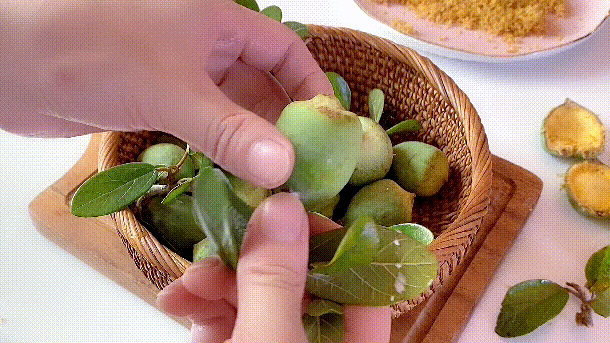Trở về tuổi thơ với món thạch "nhà làm" vò bằng tay, ngon hơn cả kem, mát hơn cả trà sữa!- Ảnh 1.