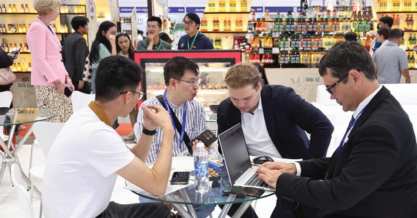 Vietfood & Beverage – Propack Vietnam 2025: Vùng trũng đầu tư mới của ngành thực phẩm - đồ uống- Ảnh 1. Vietfood & Beverage – Propack Vietnam 2025: Vùng trũng đầu tư mới của ngành thực phẩm - đồ uống- Ảnh 1.