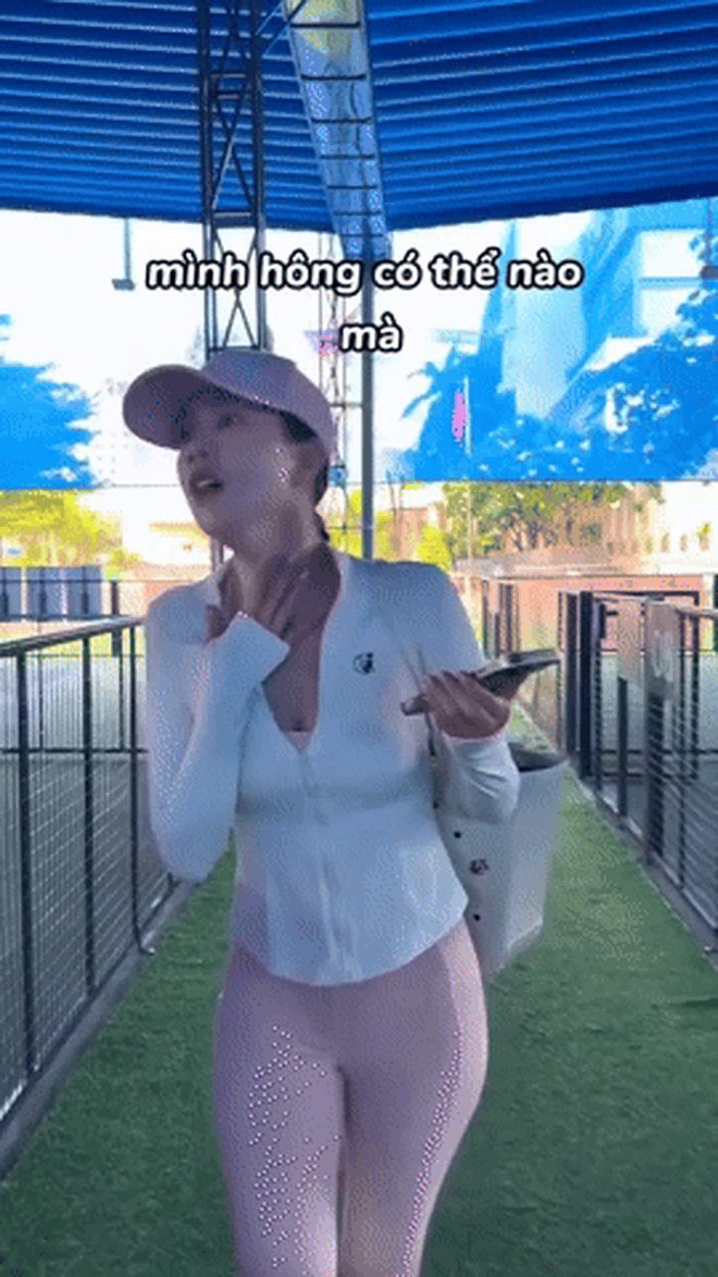 Ngọc Trinh khoe dáng nuột nà “đốt mắt” trên sân pickleball, outfit hở bạo lại gây tranh cãi dữ dội- Ảnh 6. Ngọc Trinh khoe dáng nuột nà “đốt mắt” trên sân pickleball, outfit hở bạo lại gây tranh cãi dữ dội- Ảnh 6.